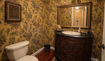 122 Beechwood Rd, Ahoskie, NC 27910
