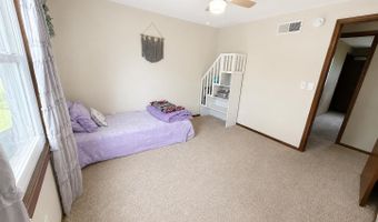 1102 Heritage Ln, Angola, IN 46703