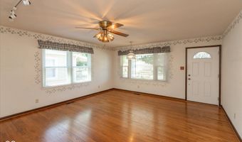 309 317 N 7th Ave, Beech Grove, IN 46107