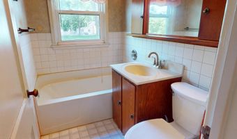 904 Clausen Ave, Albert Lea, MN 56007