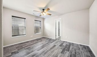 806 Summitchase Rd, Bentonville, AR 72712