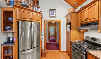 8840 SPRING LAKE Rd, Amherst, WI 54406