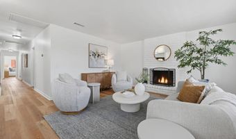 2202 Greenbrier Dr, Oceanside, CA 92054
