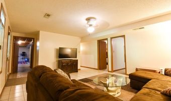 5557 Schuetz Ln, Alhambra, IL 62001