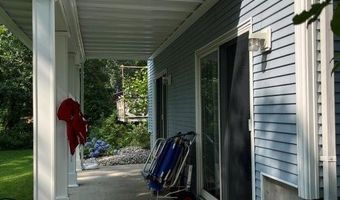 110 Winsor Ave, North Kingstown, RI 02852