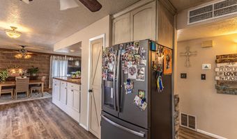 908 MOUNTAIN VIEW Dr, Aztec, NM 87410