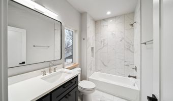 56090 E 271 Rd Unit B, Monkey Island, OK 74331