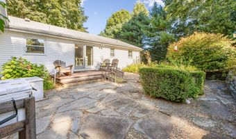 99 Lake Hayward Rd, Colchester, CT 06415