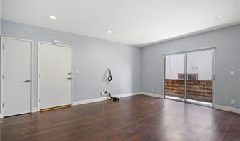 5414 Newcastle Ave 66, Encino, CA 91316
