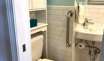 5 Glenmont Rd, Boston, MA 02135