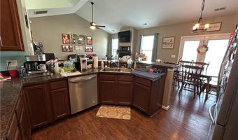 2784 Sivertsen Rd, Autryville, NC 28318