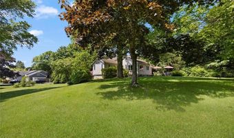 39 Highland Ave, Narragansett, RI 02882