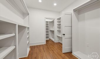 1350 Allgood Rd, Athens, GA 30606