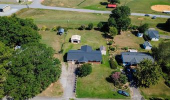 215 Scenic Cir, Boiling Springs, SC 29316