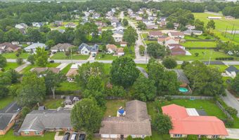 897 Auburn Dr, Biloxi, MS 39532