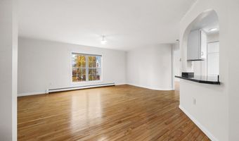 202 Pearl St, Bangor, ME 04401