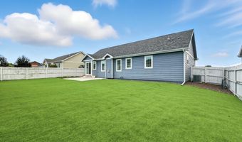2005 PINE Ave, Cheyenne, WY 82007