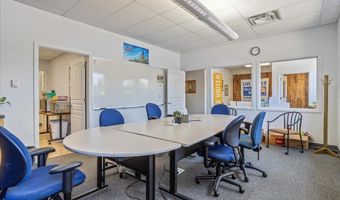 1007 E LINCOLNWAY, Cheyenne, WY 82001