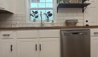 7723 Turnpike Rd, Archdale, NC 27263