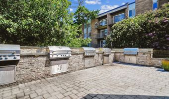 60 S VAN DORN St 210, Alexandria, VA 22304