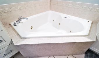 64 Heritage Point Blvd, Barnegat, NJ 08005