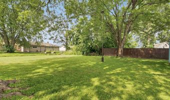1203 W NORTHLAND Ave, Appleton, WI 54914