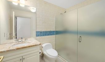 341 Thames St 209 S, Bristol, RI 02809