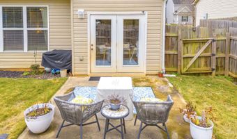 135 Couplet Dr, Athens, GA 30606