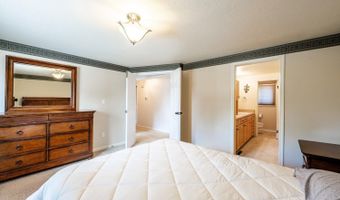 606 Kearney Ave, Buffalo, WY 82834