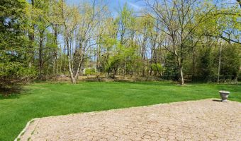 59 Chilton Ln, Aberdeen, NJ 07747