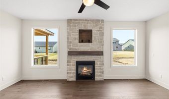 722 NE Crossing Oaks Dr, Ankeny, IA 50021