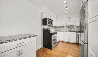 1050 Wall 3B, Ann Arbor, MI 48105