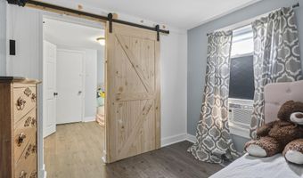 748 Riverside Dr, Augusta, ME 04330