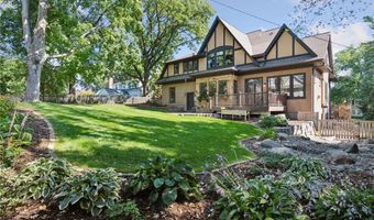 132 Interlachen Rd, Hopkins, MN 55343