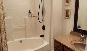 703 Kenny St, Ava, MO 65608