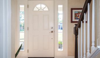 8069 Ashgrove Dr, Anderson Twp., OH 45244