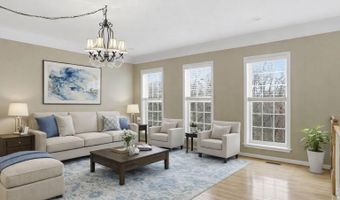 43909 THORNCROFT Ter, Ashburn, VA 20148