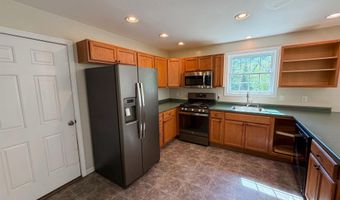 83 Tabor Cir, Albany, NH 03818