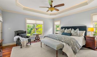 12 Amber Ln, Bedford, NH 03110