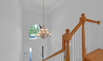 427 W Natoma Ave, Addison, IL 60101