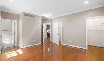 512 BERGENIA Loop, Bear, DE 19701