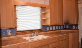 916 3Rd Ave, Ackley, IA 50601