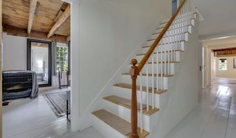 992 Pequawket Trl, Baldwin, ME 04091