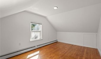 3862 Mendon Rd, Cumberland, RI 02864