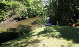 714 Edgewood Dr, Batesville, IN 47006