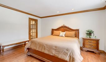 616 W Park St, Arlington Heights, IL 60005