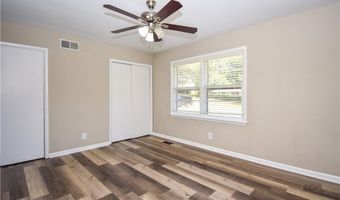 78 FAIRLANE St, Alexander City, AL 35010