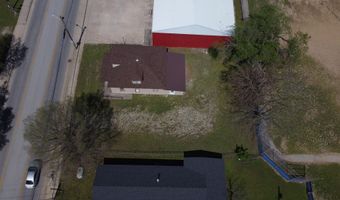 902 N Jefferson St, Ava, MO 65608