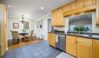 305 Barbara Dr, Point Pleasant, NJ 08742