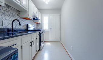 1823 H Pl NE 3, Washington, DC 20002